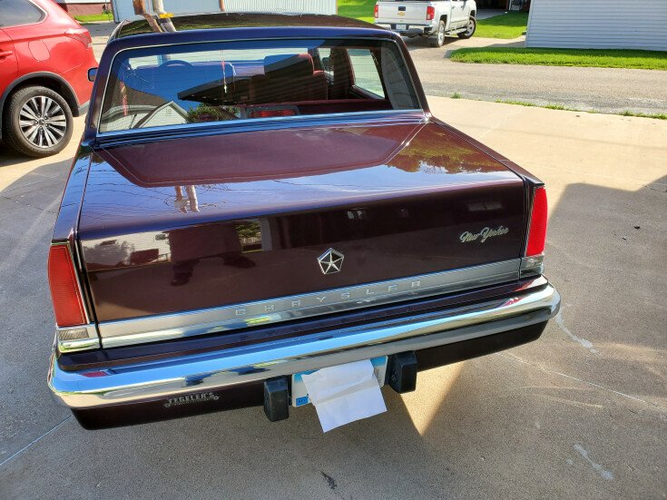 Thumbnail Photo undefined for 1989 Chrysler New Yorker Landau